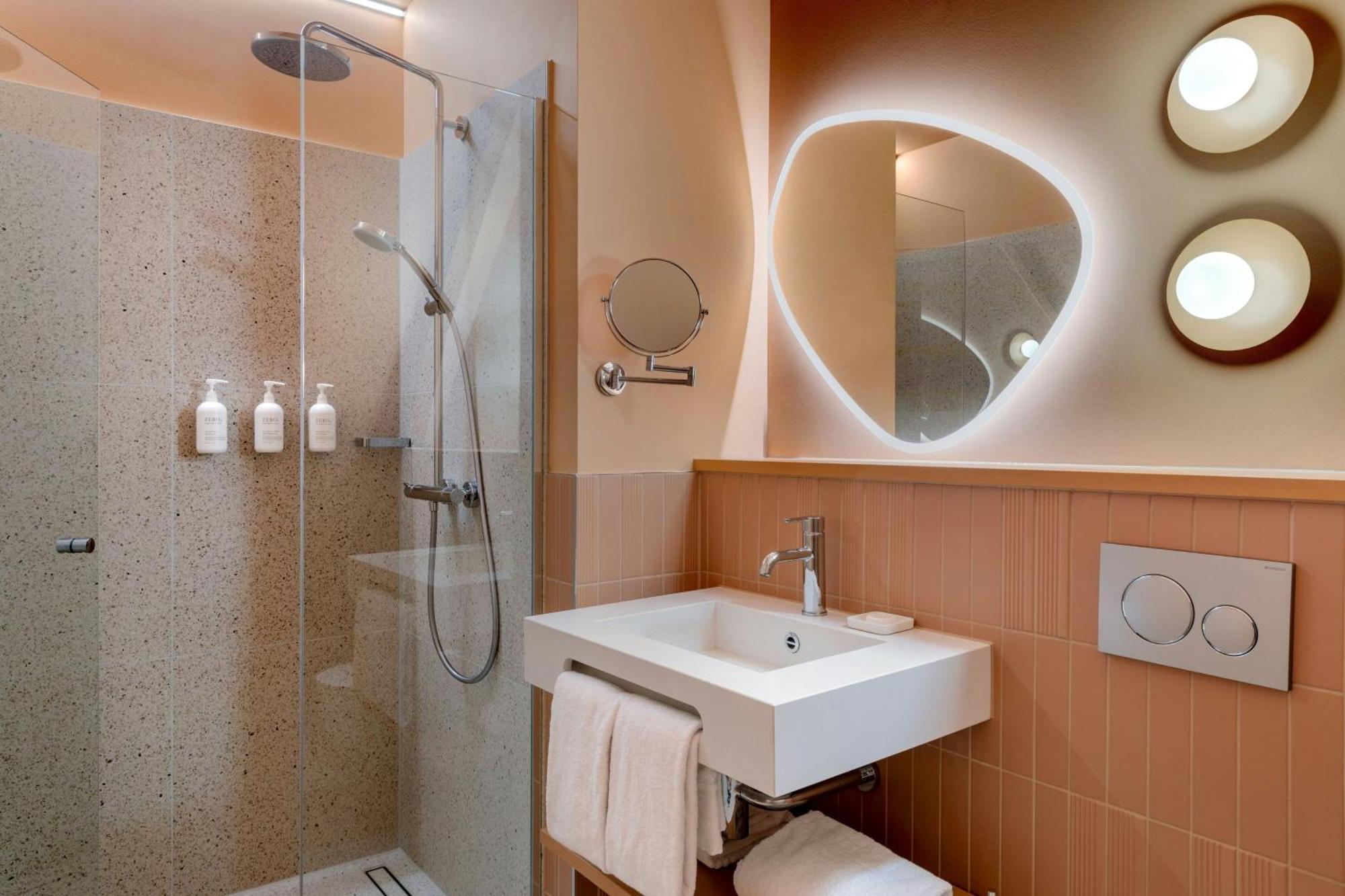 The Rebyl, Nijmegen, A Tribute Portfolio Hotel Екстер'єр фото